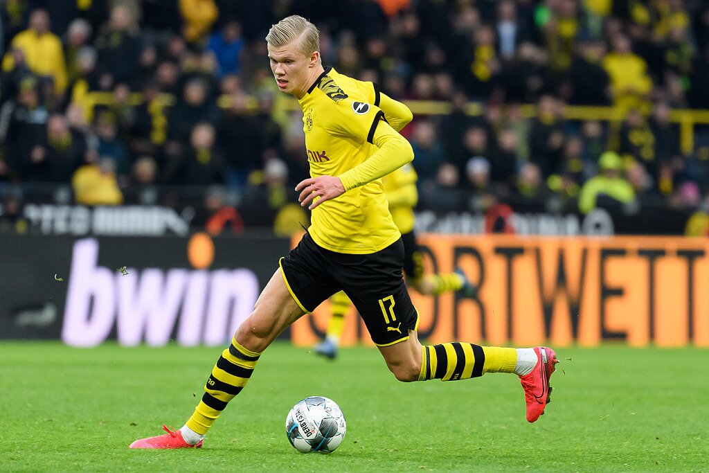 球队战术执行高效，连胜势头不减（战术贯彻到位，连胜态势延续）