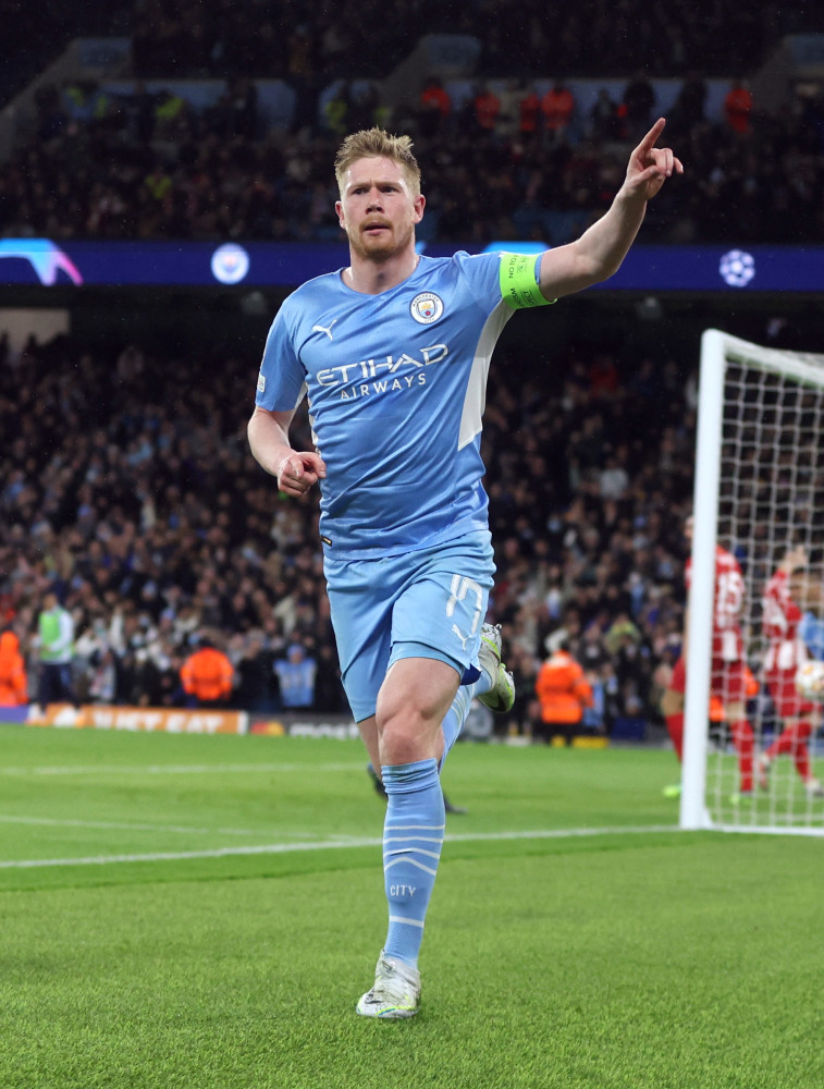 瓦伦西亚对阵塞维利亚：首发阵容与比赛前瞻（瓦伦西亚vs塞维利亚：首发名单与赛前解析）