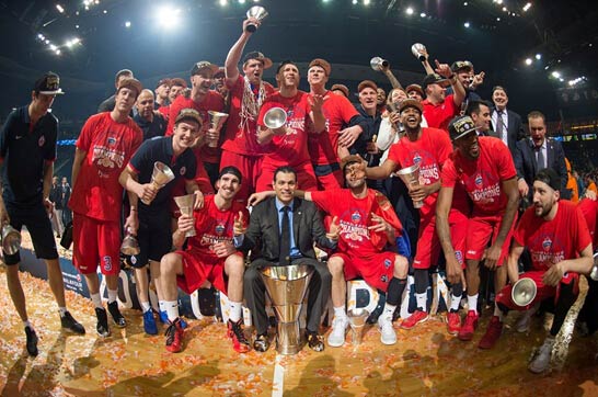 王曼昱回应伤病：每个人都面临困难，会用责任感和使命感克服（王曼昱回应伤情：难关人人有，我将以责任与使命挺过去）