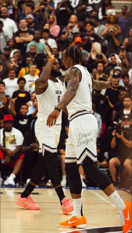 U22国足集训名单：蒯纪闻领衔，王钰栋在列，汪士钦落选（U22国足集训阵容出炉：蒯纪闻领军，王钰栋入选，汪士钦无缘）