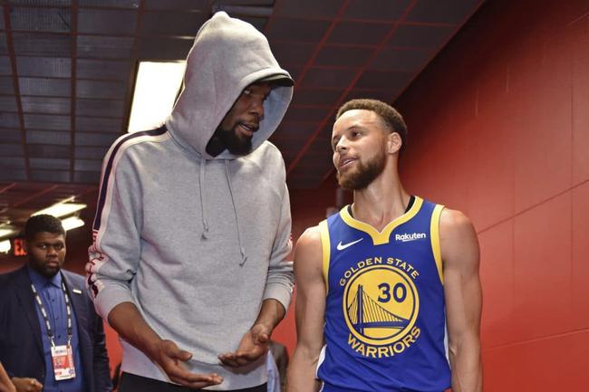 比利亚：传统9号位并没有消失，我非常欣赏阿尔瓦雷斯（比利亚称传统9号未绝迹，盛赞阿尔瓦雷斯）