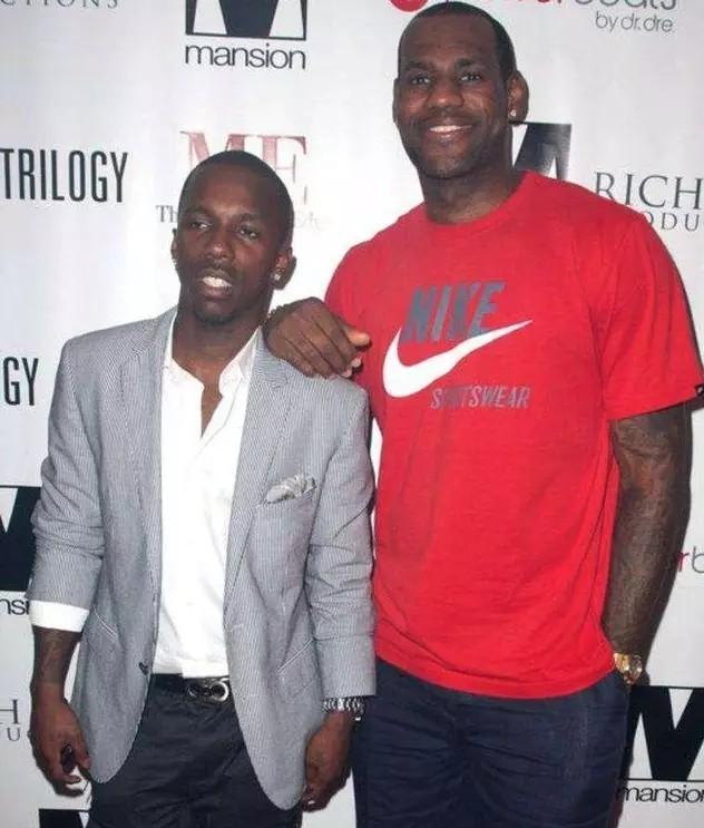 恩里克：对阵欧洲最强球队之一的拜仁肯定很精彩，我们有信心（恩里克：对阵欧洲顶尖劲旅拜仁必将精彩，我们充满信心）