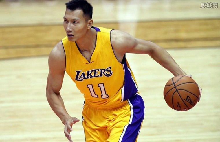 姆巴佩欧冠生涯已5次戴帽，仅次于梅西、C罗和莱万（姆巴佩欧冠已5次上演帽子戏法，仅次于梅西、C罗与莱万）