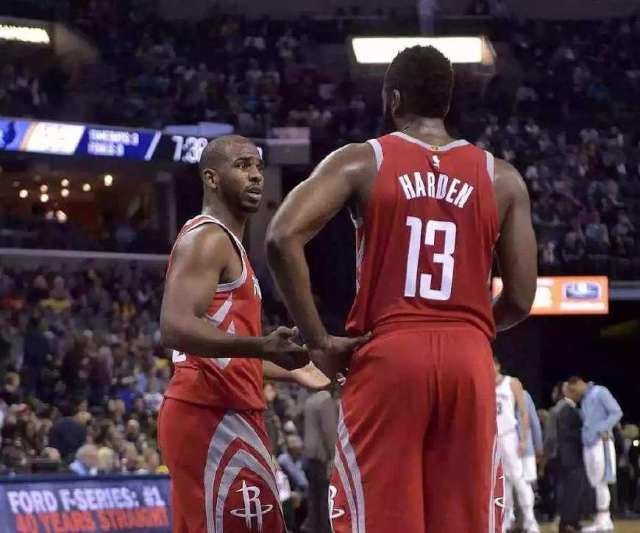 克罗地亚中场组合依旧稳如老狗（克罗地亚中场组合依然稳若磐石）