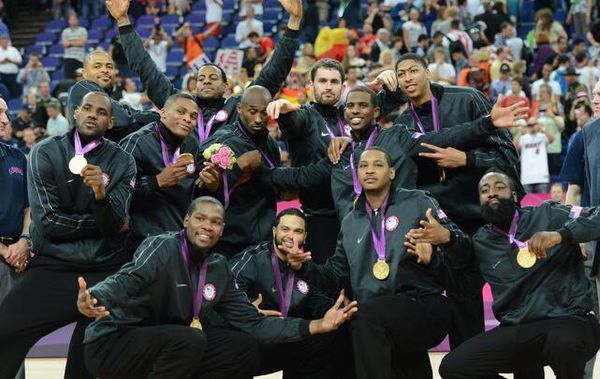 罗体：邓弗里斯、达米安等5名球员今日在国米基地进行康复（罗体：邓弗里斯、达米安等5将今日在国米基地恢复训练）