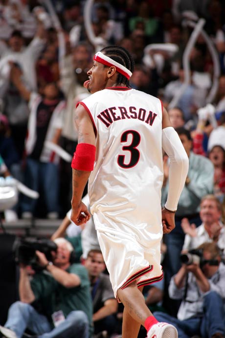 德媒：马延达在桑德兰机会寥寥，法鹰、斯图和狼堡关注（德媒：马延达在桑德兰难获机会，尼斯、斯图加特与沃尔夫斯堡关注）