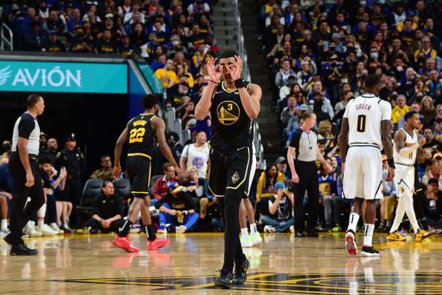 记者：国米失去邓弗里斯后右路失守；新援恩里克完全不合格（记者称：邓弗里斯离队后国米右路告急，新援恩里克表现不及格）