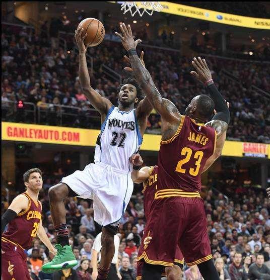 在巴塞罗那参与公益活动，拉什福德：这座城市让我有家的感觉（拉什福德在巴塞罗那投身公益：这座城市让我有家的归属感）