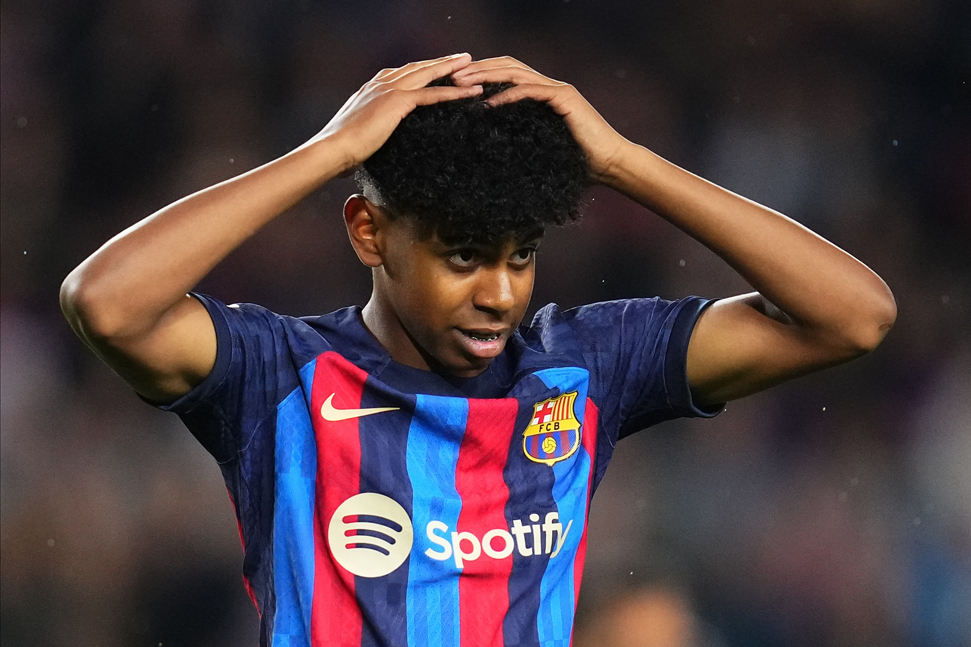 中超：上海海港主场3-2战胜长春亚泰（中超：上海海港主场3比2力克长春亚泰）