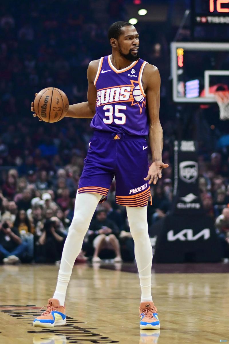 2-0变3-3！96分钟惨遭倒数第四绝平 11.5亿豪门5轮1胜+10轮拿8分（2-0到3-3！补时第96分钟被倒数第4追平，11.5亿豪门近5轮仅1胜、10轮只得8分）